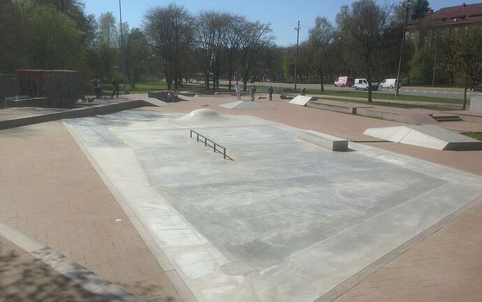 elaintarhu skatepark
