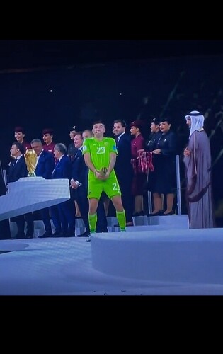 Screenshot_20221218_202641_Reddit