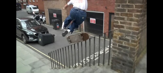 Screenshot_20221213-113241_YouTube