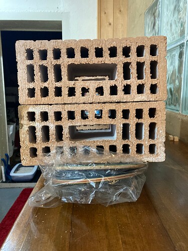 Photo 18.04.24 19 37 50